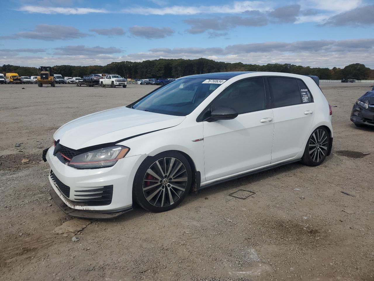 2015 Volkswagen GTI VIN 3VW4T7AU5FM027670