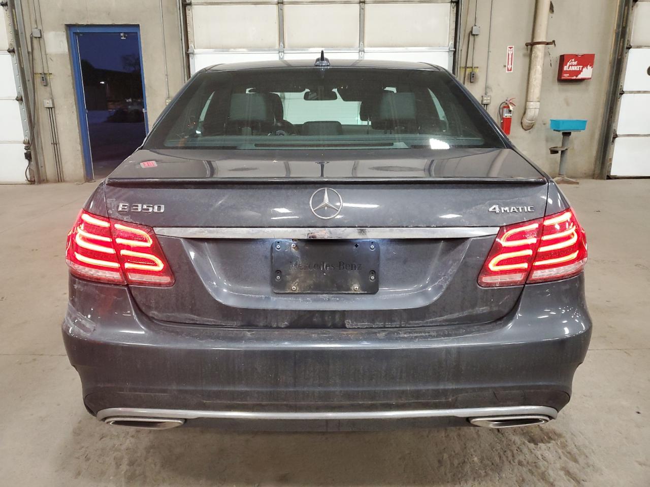 2016 Mercedes-Benz E-klasse VIN WDDHF8JB6GB214494 Copart auction photo, front end damage thumbnail 6