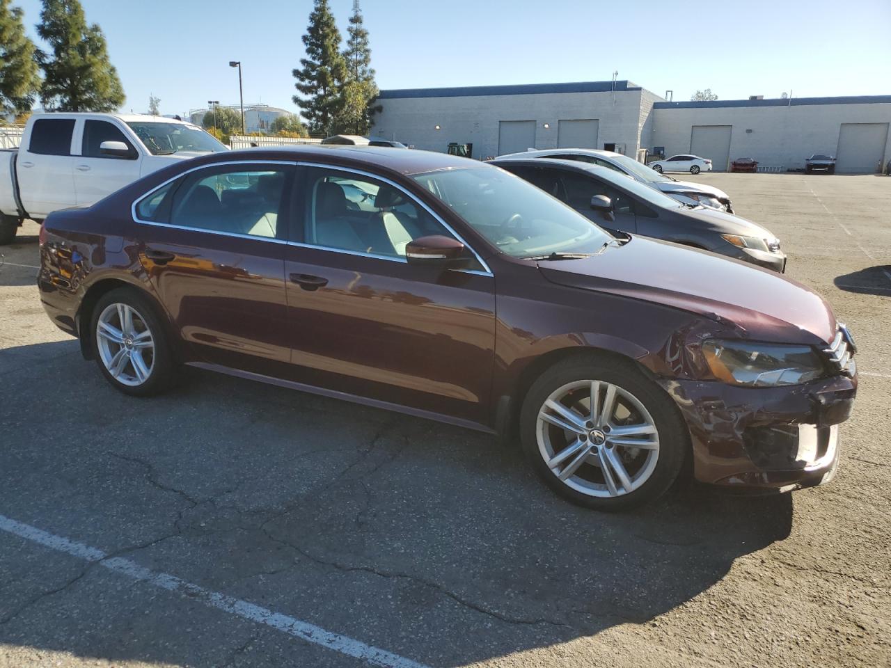 2014 Volkswagen Passat VIN 1VWBN7A39EC054461 Copart auction photo, front end damage thumbnail 4