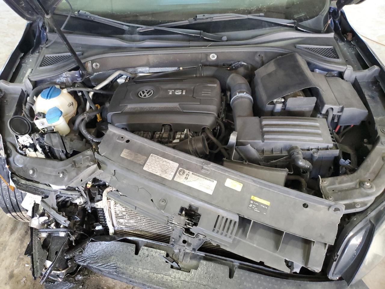 2015 Volkswagen Passat VIN 1VWAT7A30FC068056 Copart auction photo, front end damage thumbnail 12