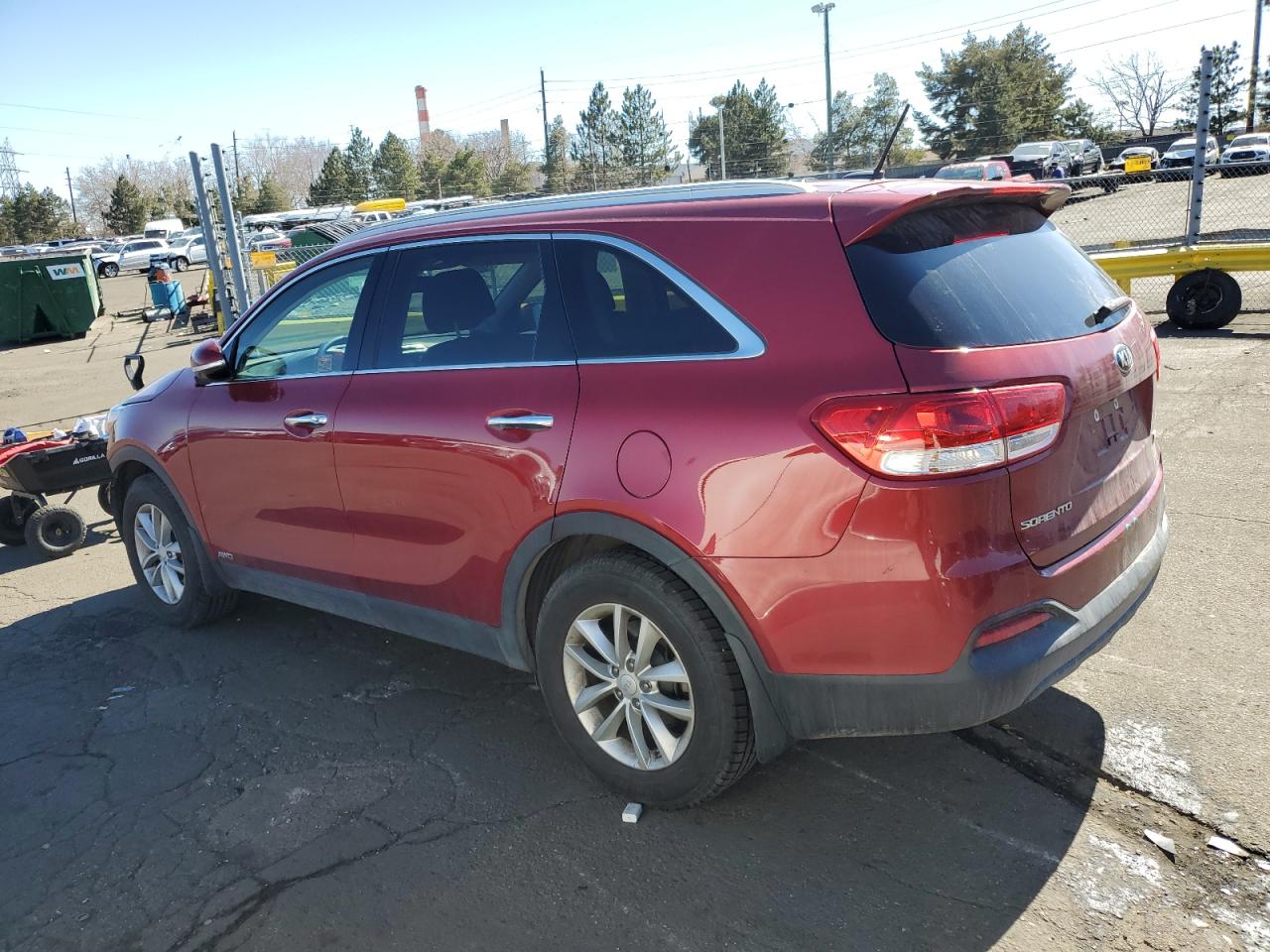 2017 KIA Sorento VIN 5XYPGDA32HG332277 Copart auction photo, front end / side damage thumbnail 2