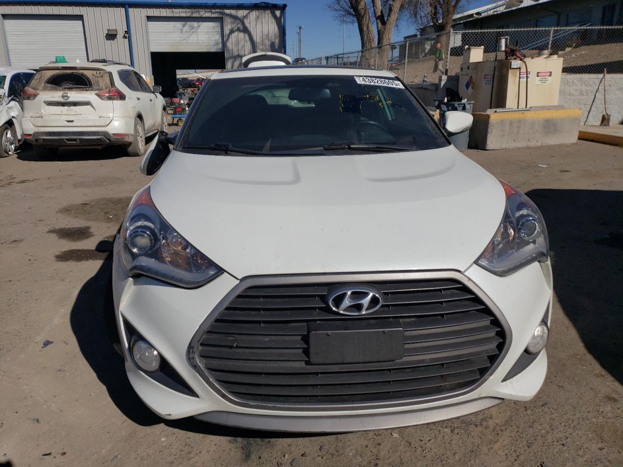 2017 Hyundai Veloster VIN KMHTC6AE2HU310362 Copart auction photo, rear end / side damage thumbnail 5