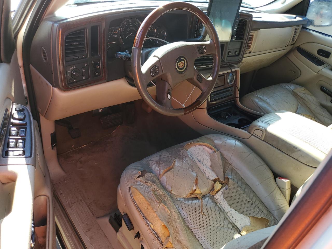 2005 Cadillac Escalade VIN 1GYEK63N85R170887 Copart auction photo, front end / rear end damage thumbnail 8
