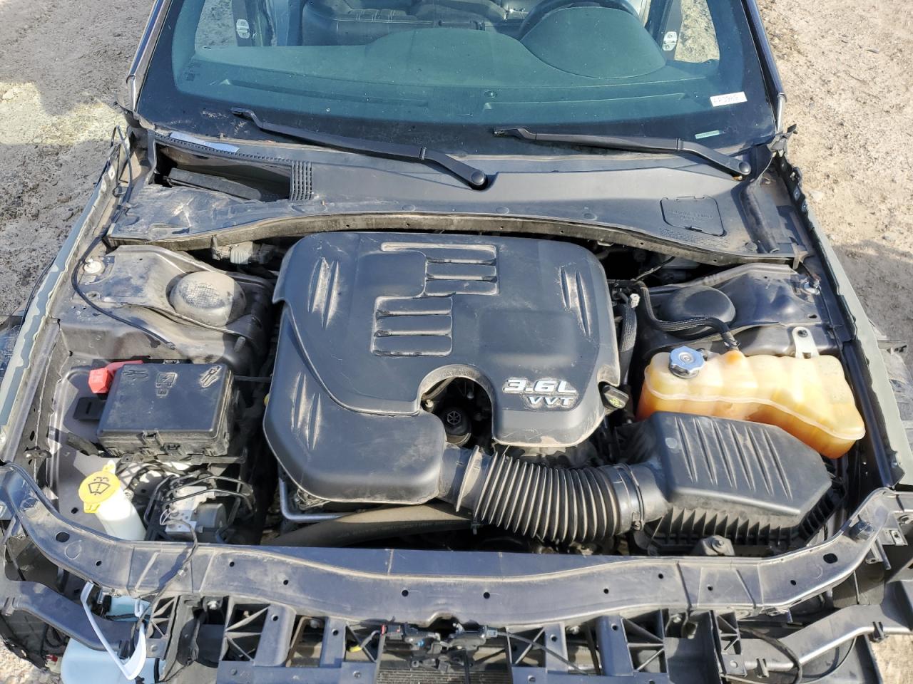 2021 Chrysler 300 VIN 2C3CCABG5MH529079 Copart auction photo, stripped / minor dent/scratches damage thumbnail 12
