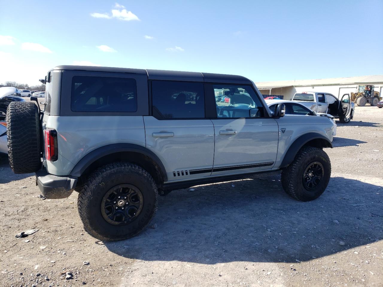 2021 Ford Bronco VIN 1FMEE5EP3MLA42365 Copart auction photo, front end / side damage thumbnail 3