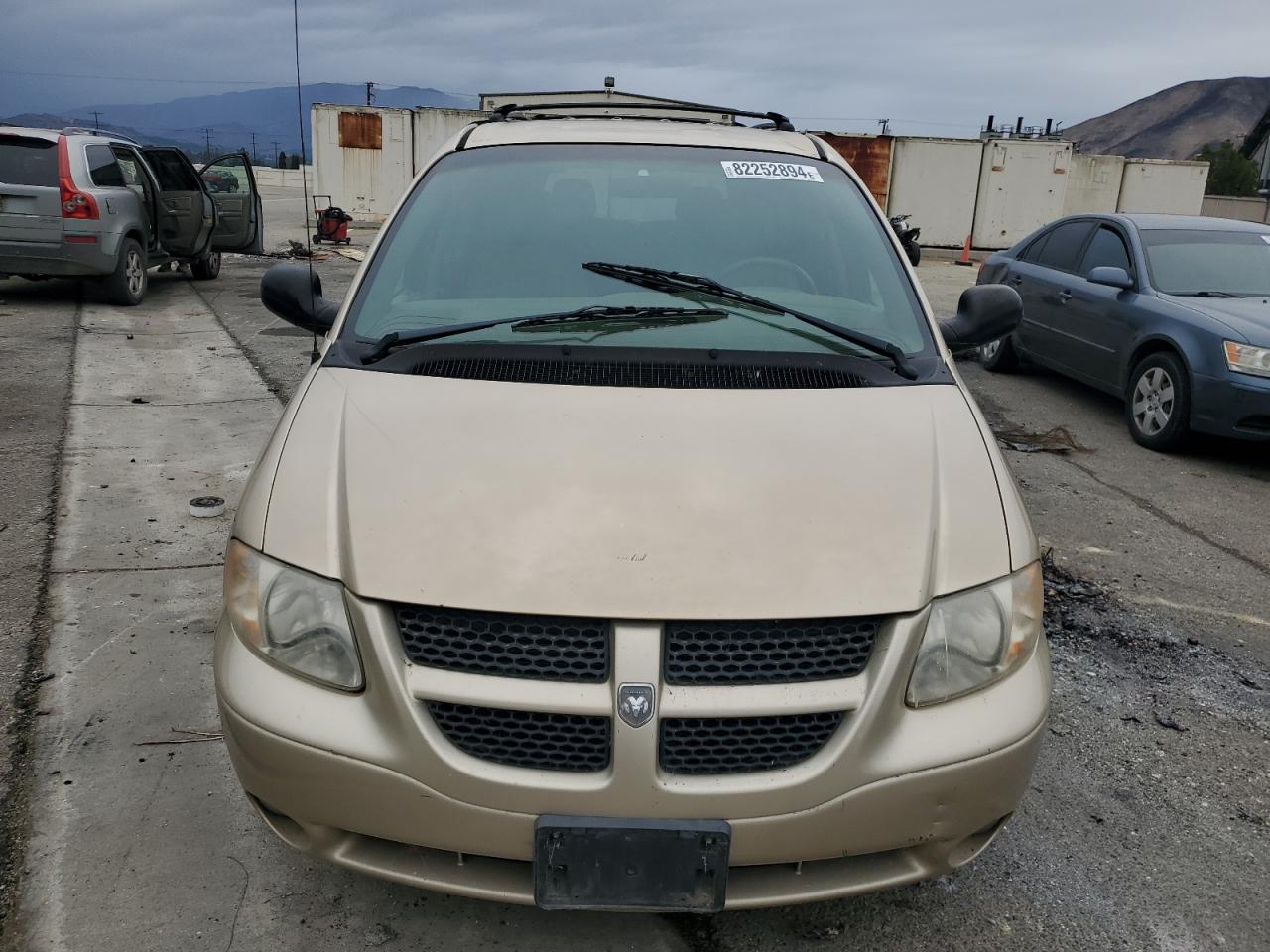 2001 Dodge Caravan VIN 2B8GP44G21R120250 Copart auction photo, side / minor dent/scratches damage thumbnail 5