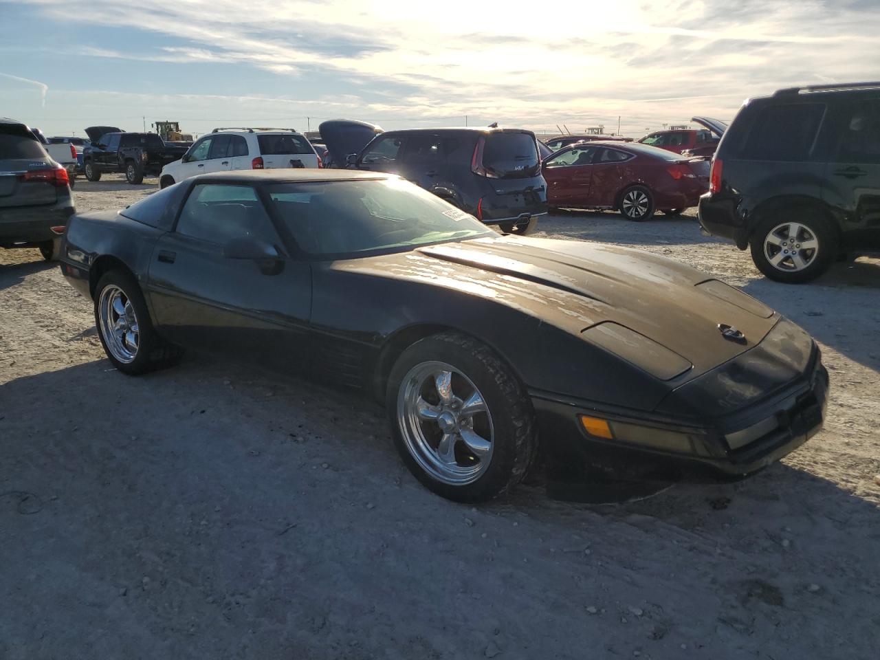 1991 Chevrolet Corvette VIN 1G1YY2381M5108038 Copart auction photo, minor dent/scratches / minor dent/scratches damage thumbnail 4
