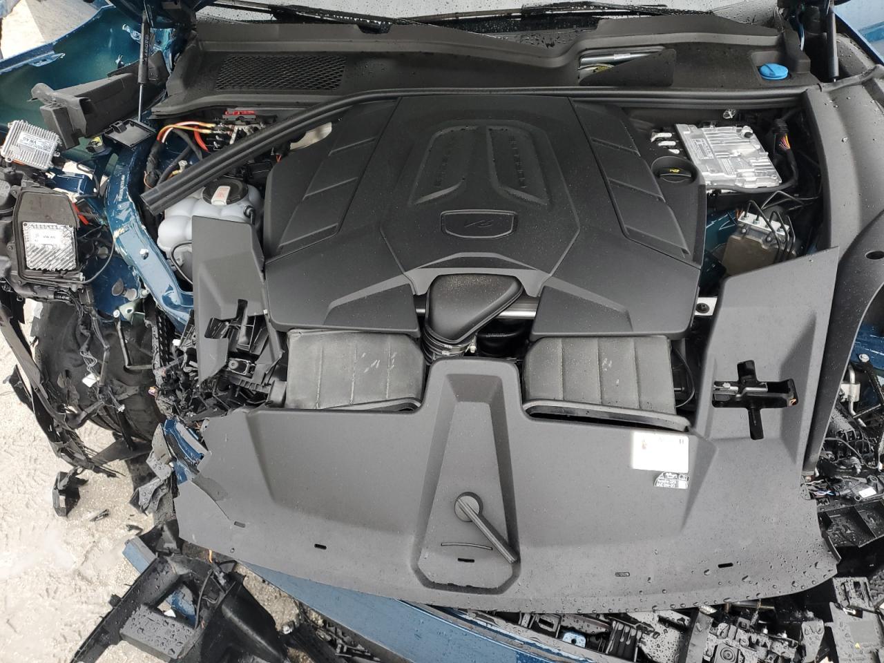 2024 Porsche Cayenne VIN WP1BA2AY7RDA53305 Copart auction photo, front end / minor dent/scratches damage thumbnail 12