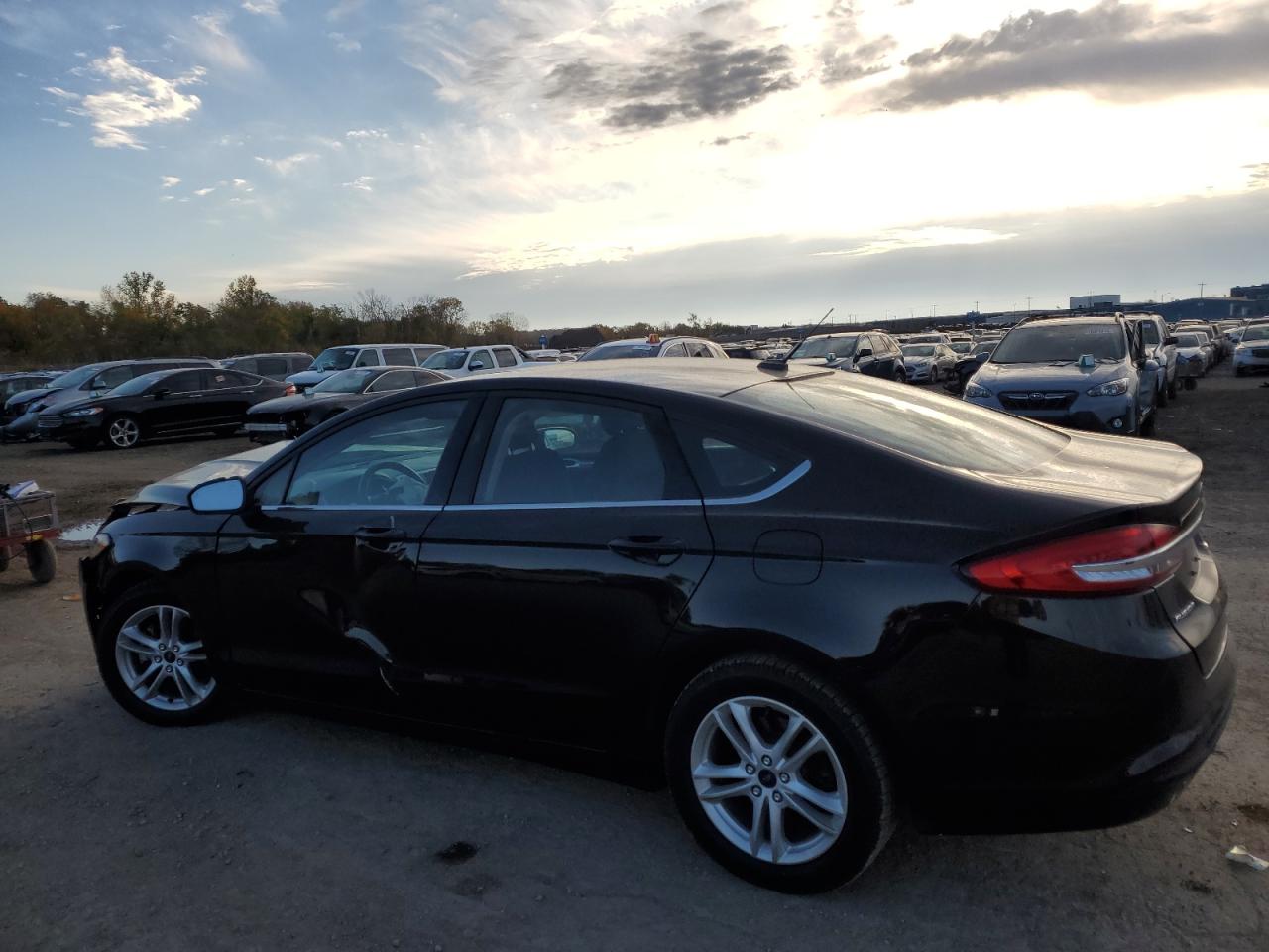 2018 Ford Fusion VIN 3FA6P0HD0JR189043 Copart auction photo, front end / side damage thumbnail 2