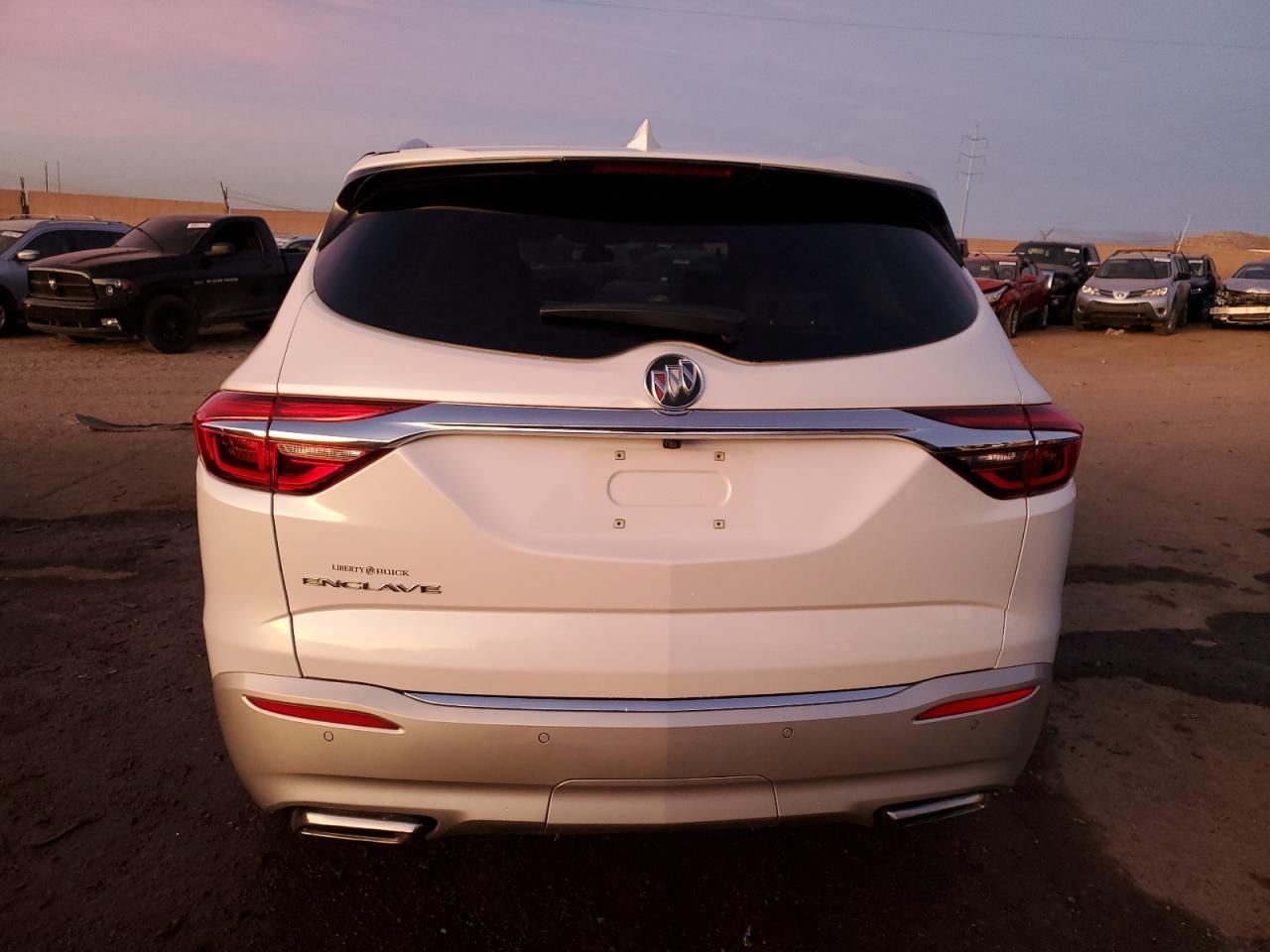 2020 Buick Enclave VIN 5GAERBKW2LJ310496 Copart auction photo, front end / side damage thumbnail 6