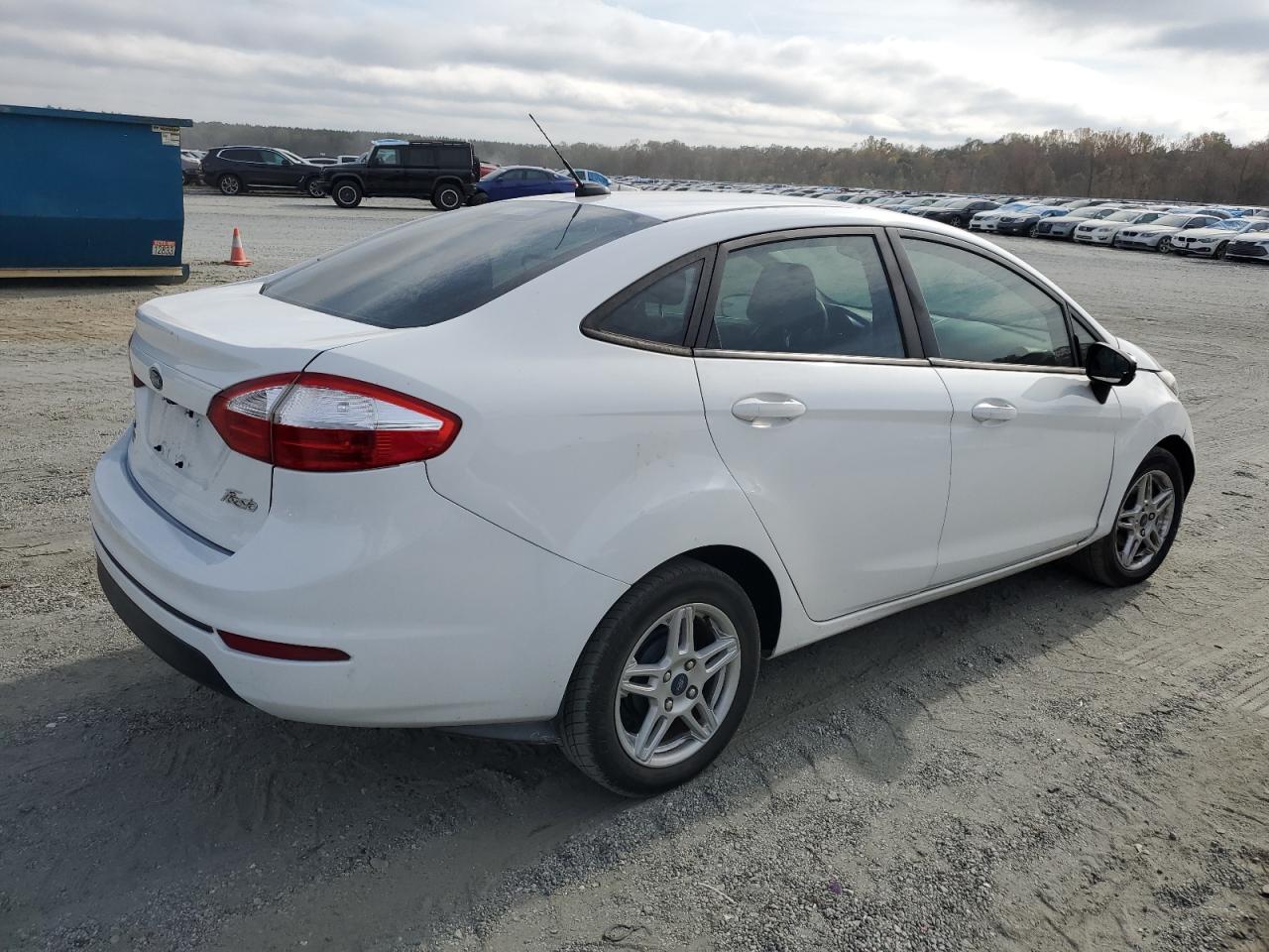 2019 Ford Fiesta VIN 3FADP4BJ2KM147288 Copart auction photo, front end damage thumbnail 3