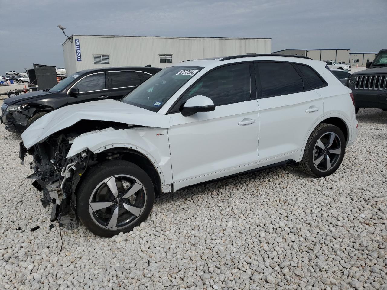 2023 Audi Q5 VIN WA1EAAFY3P2146763