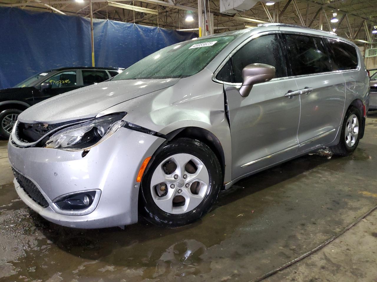 2017 Chrysler Pacifica VIN 2C4RC1EG4HR529754