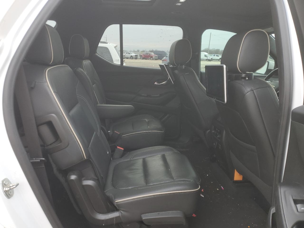 2022 Chevrolet Traverse VIN 1GNERKKWXNJ175552 Copart auction photo, hail damage thumbnail 11