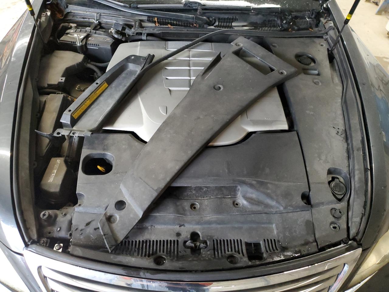 2011 Lexus LS VIN JTHBL5EFXB5105854 Copart auction photo, front end / rear end damage thumbnail 11