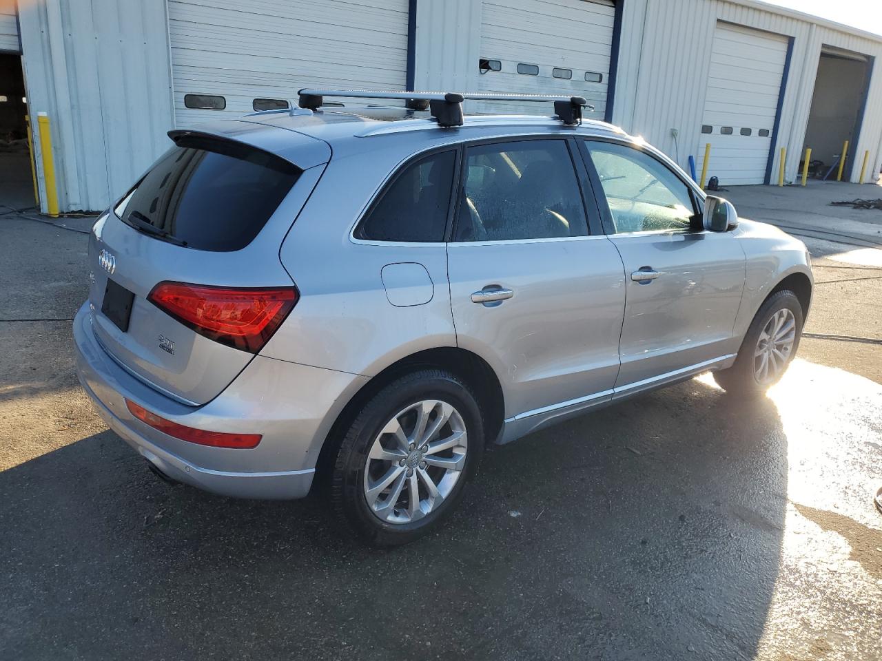 2016 Audi Q5 VIN WA1L2AFP1GA145645 Copart auction photo, side / minor dent/scratches damage thumbnail 3