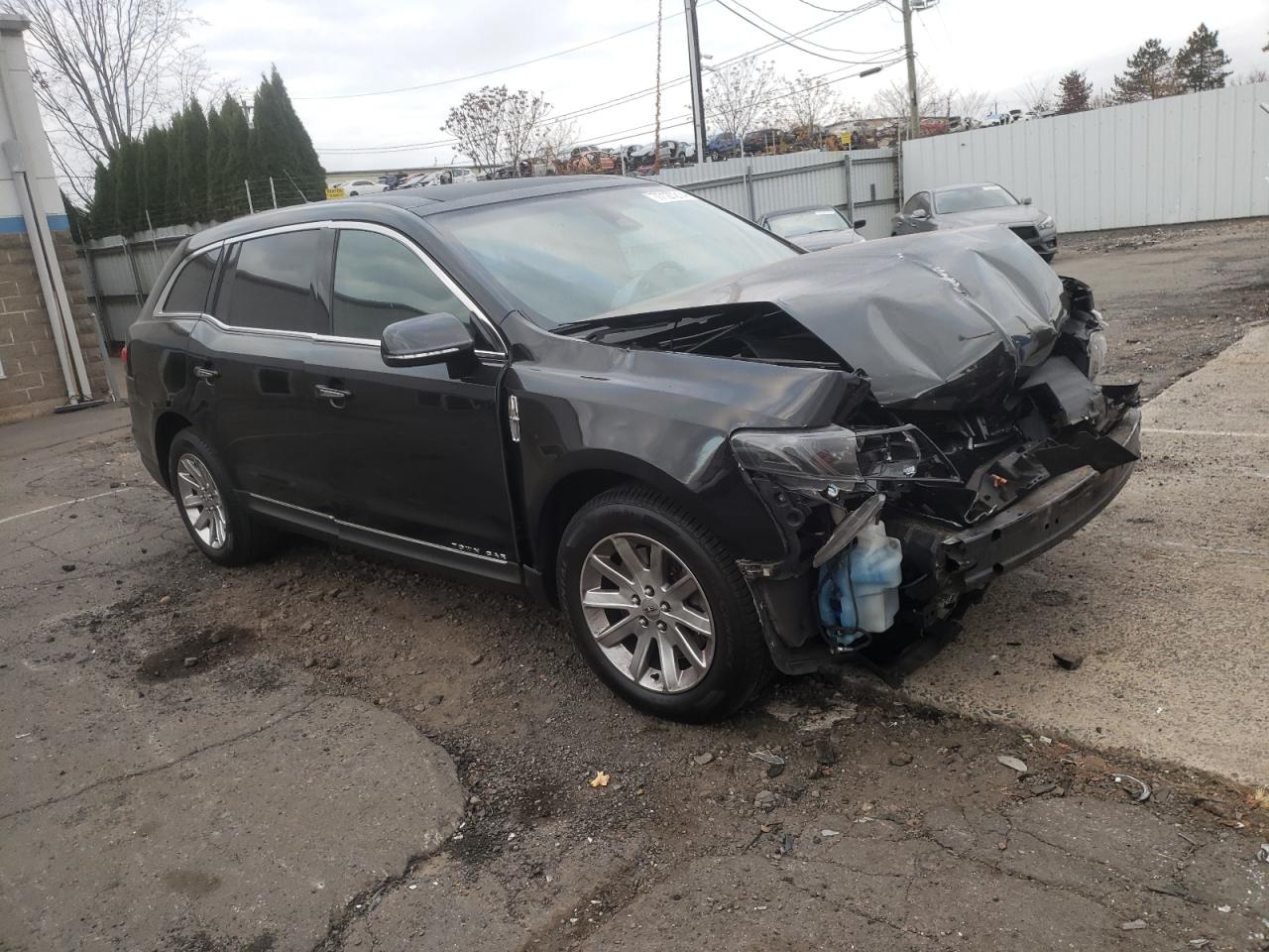 2019 Lincoln MKT VIN 2LMHJ5NK3KBL04254 Copart auction photo, front end damage thumbnail 4