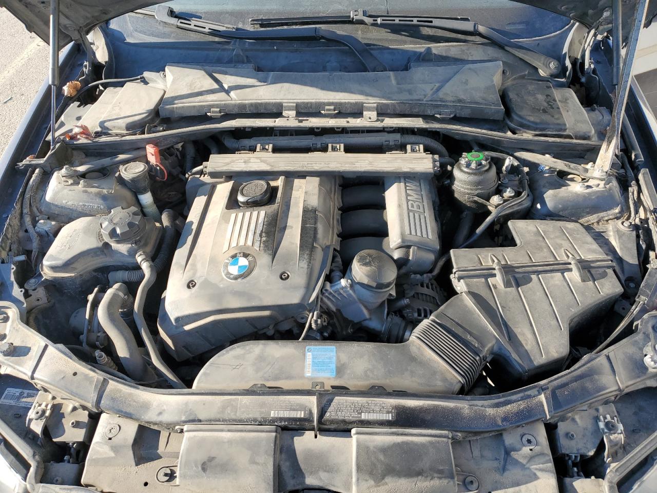 2007 BMW 3er VIN WBAVC53577FZ77321 Copart auction photo, side damage thumbnail 11