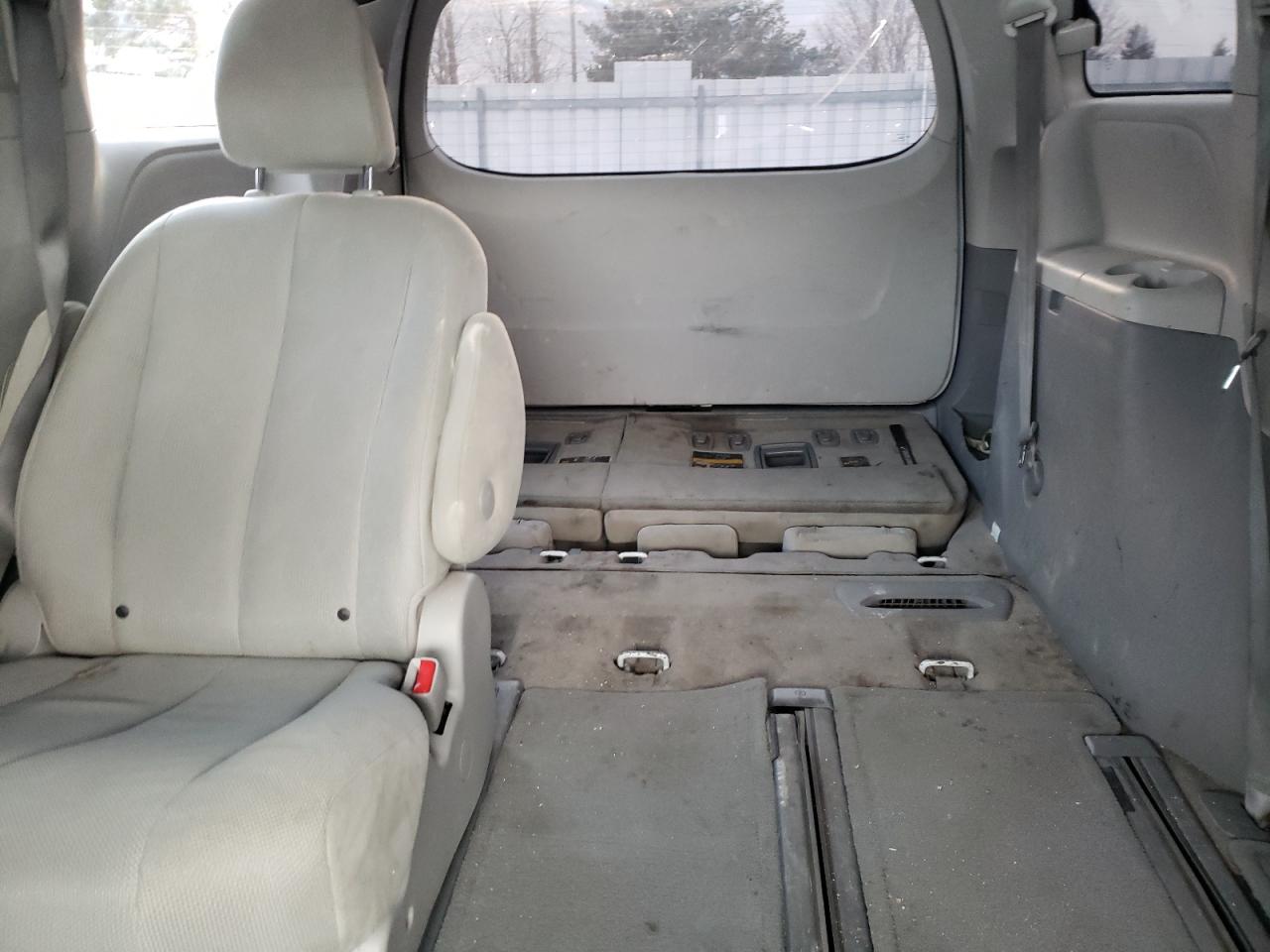2013 Toyota Sienna VIN 5TDZK3DCXDS342128 Copart auction photo, front end / undercarriage damage thumbnail 10