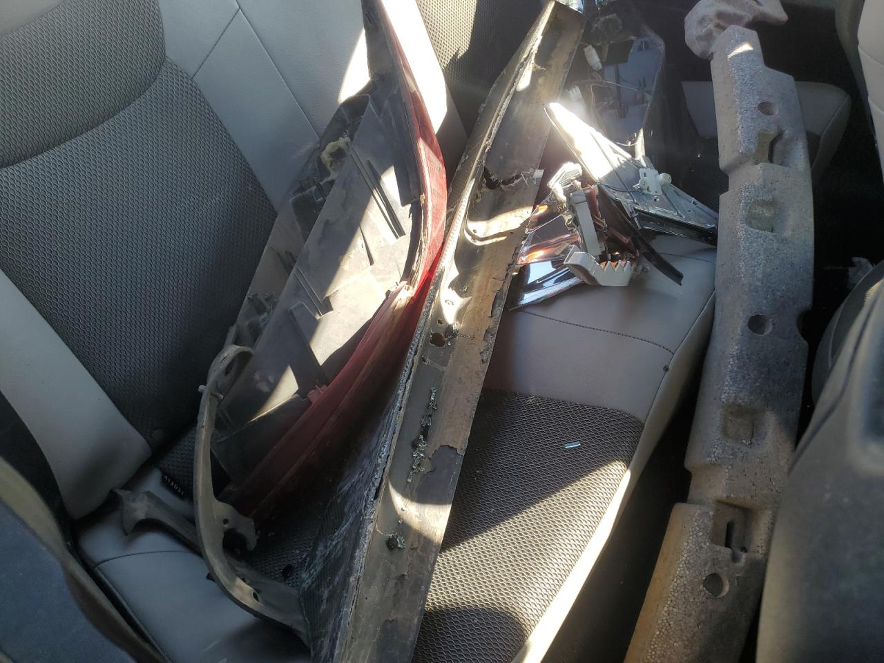2013 Hyundai Genesis VIN KMHHT6KD2DU089495 Copart auction photo, all over damage thumbnail 12