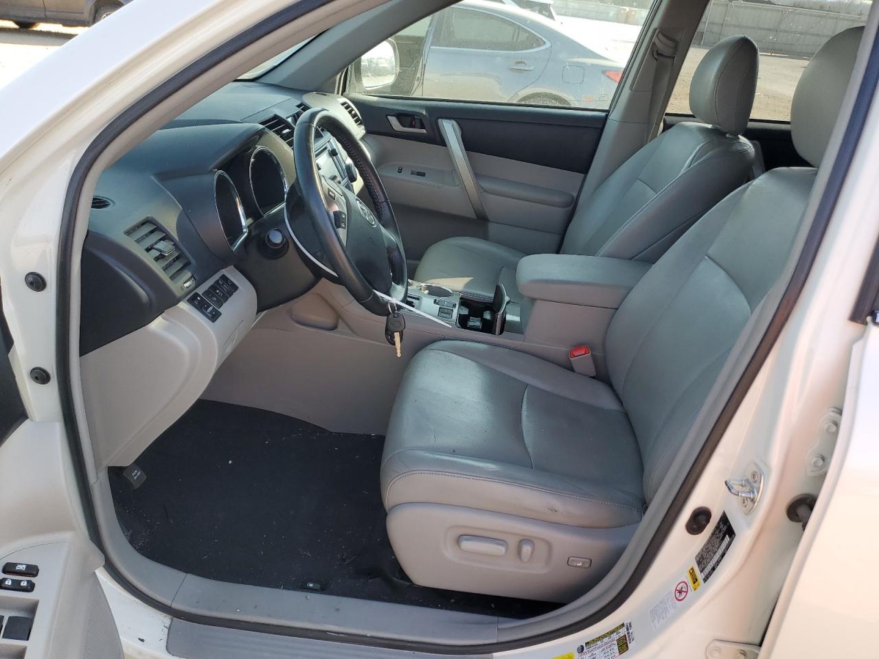 2013 Toyota Highlander VIN 5TDZK3EH6DS133883 Copart auction photo, front end damage thumbnail 7