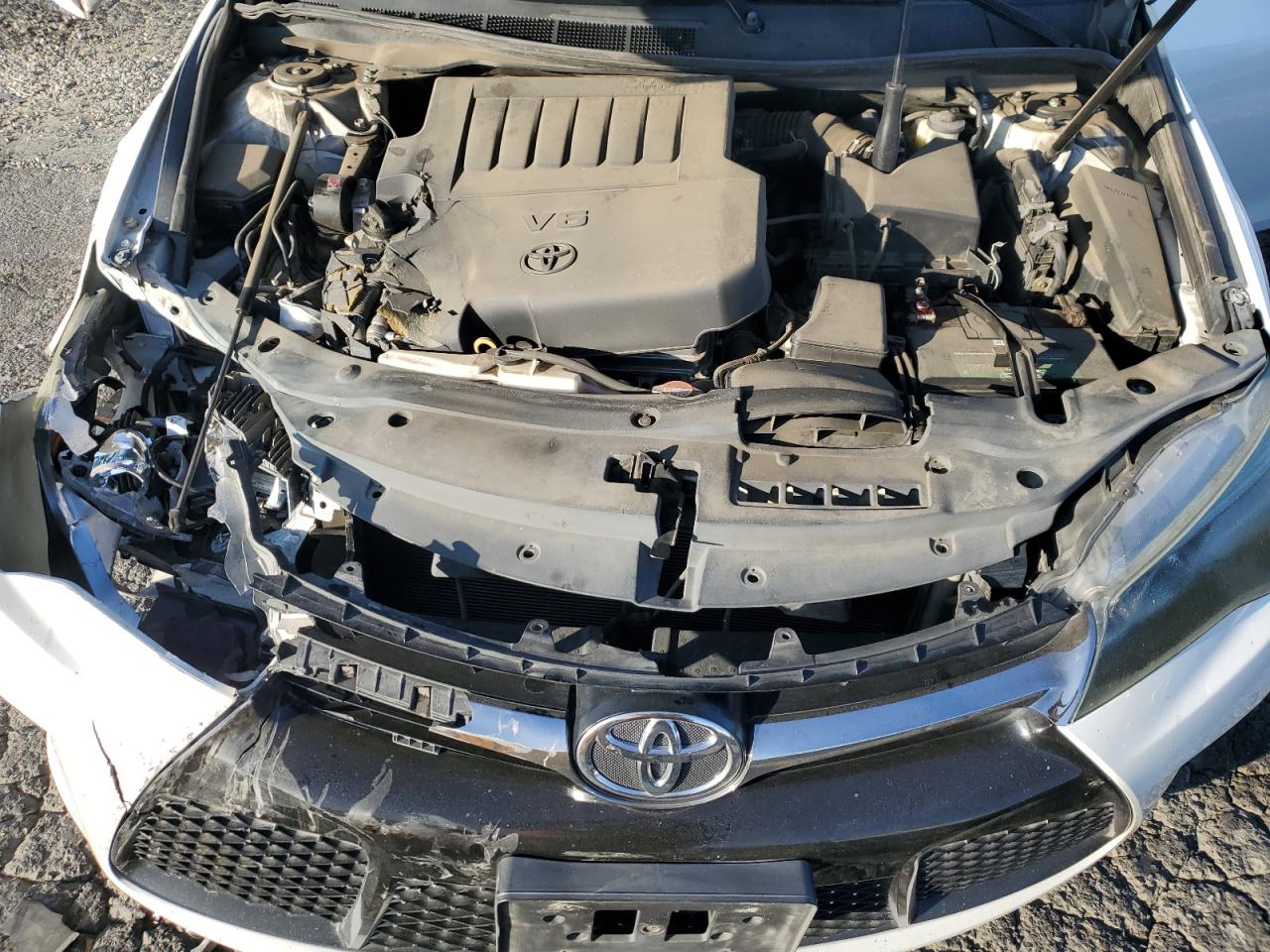 2016 Toyota Camry VIN 4T1BK1FK8GU575799 Copart auction photo, front end / side damage thumbnail 11