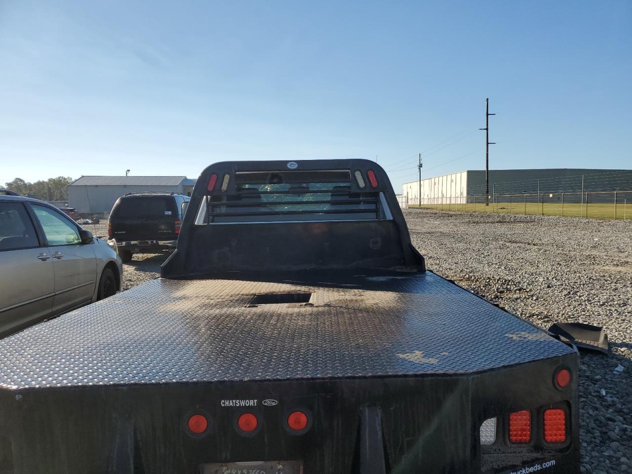 2007 Chevrolet Silverado VIN 1GBJK34K37E587081 Copart auction photo, all over damage thumbnail 10