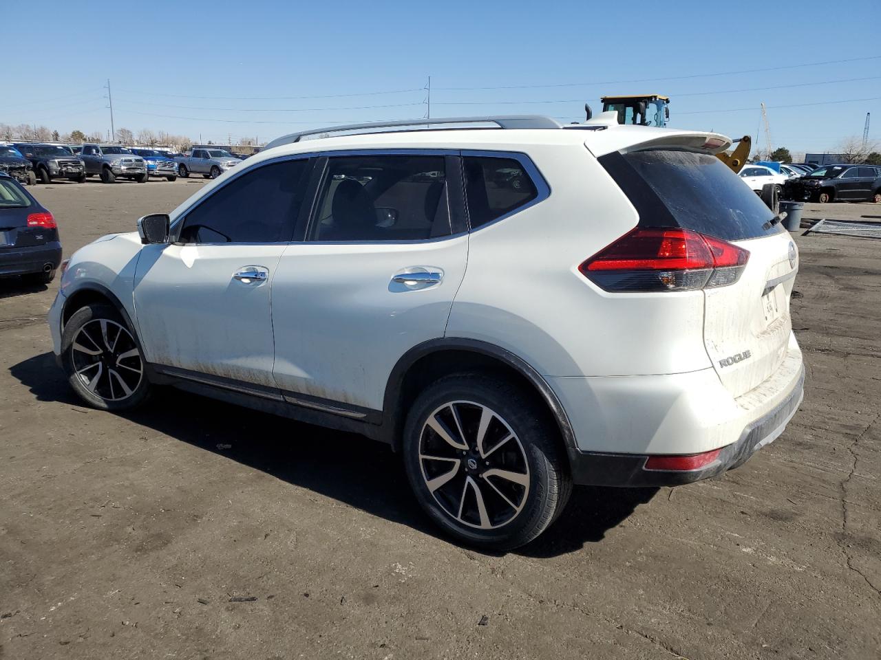 2017 Nissan Rogue VIN 5N1AT2MV2HC747036 Copart auction photo, front end damage thumbnail 2