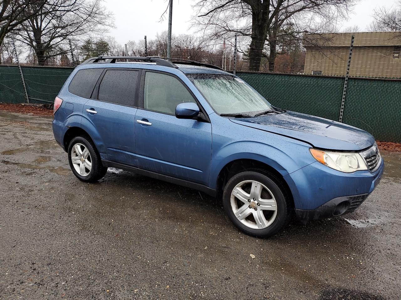 2009 Subaru Forester VIN JF2SH63629H770110 Copart auction photo, side / minor dent/scratches damage thumbnail 4