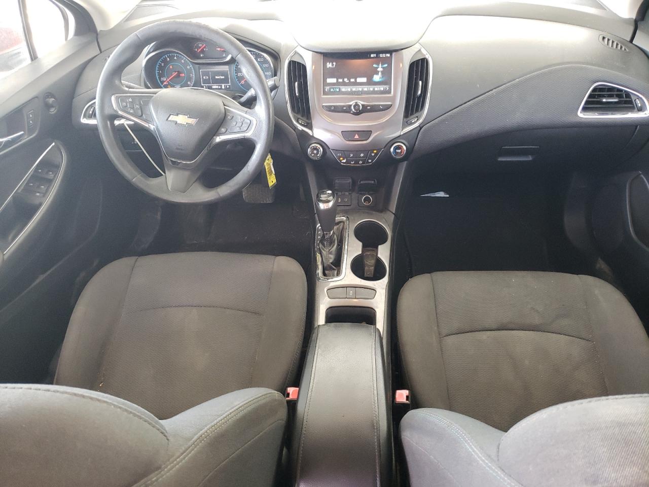 2018 Chevrolet Cruze VIN 3G1BE6SM5JS567823 Copart auction photo, front end / side damage thumbnail 8