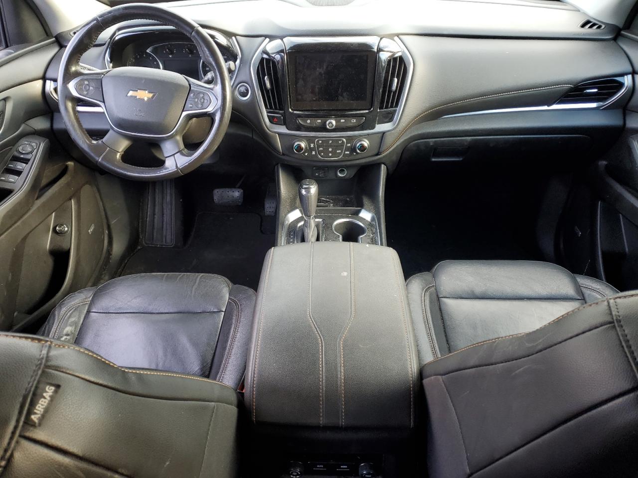 2020 Chevrolet Traverse VIN 1GNEVHKW4LJ133468 Copart auction photo, side / mechanical damage thumbnail 8