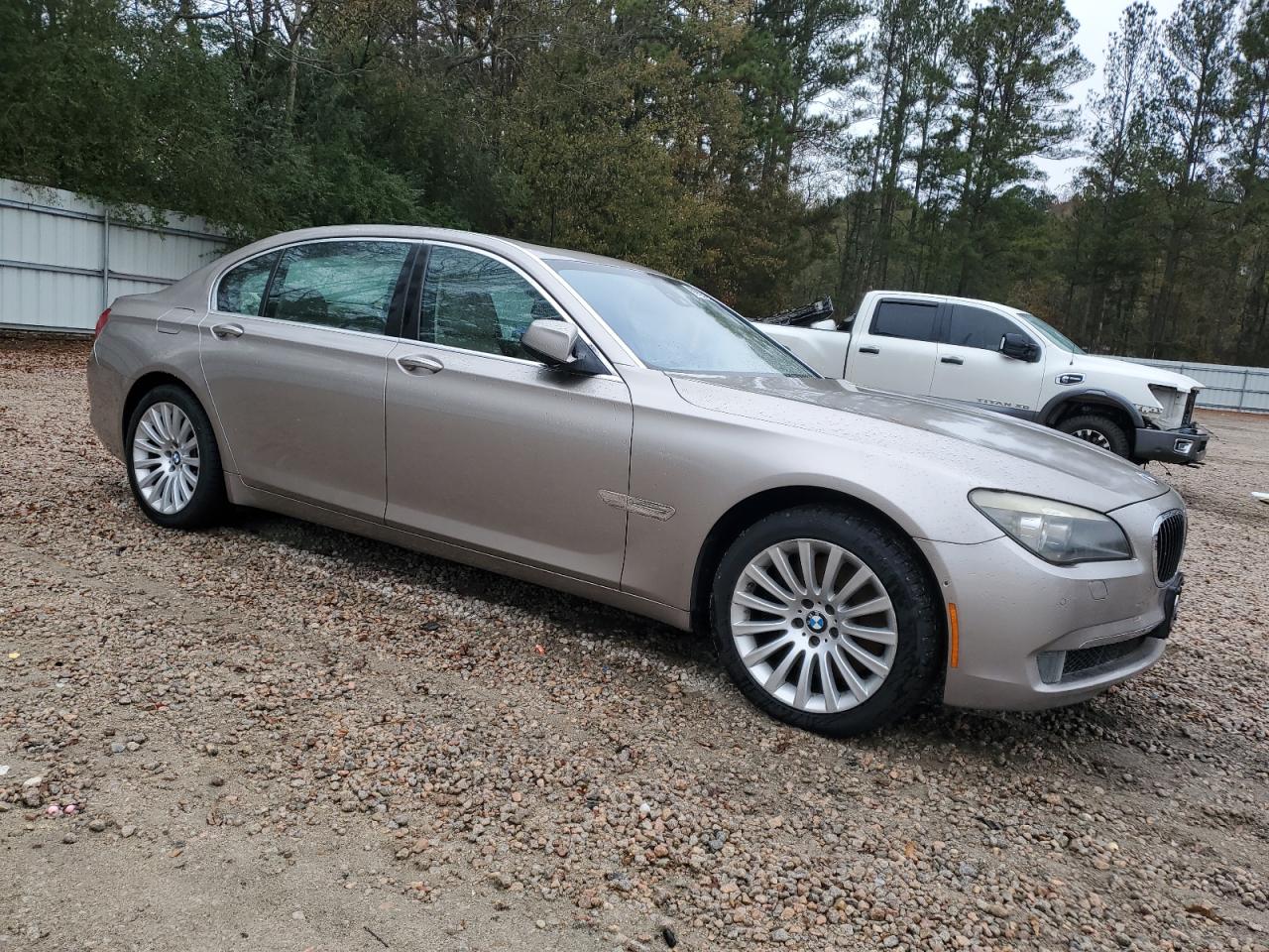 2009 BMW 7er VIN WBAKB83579CY57384 Copart auction photo, mechanical damage thumbnail 4