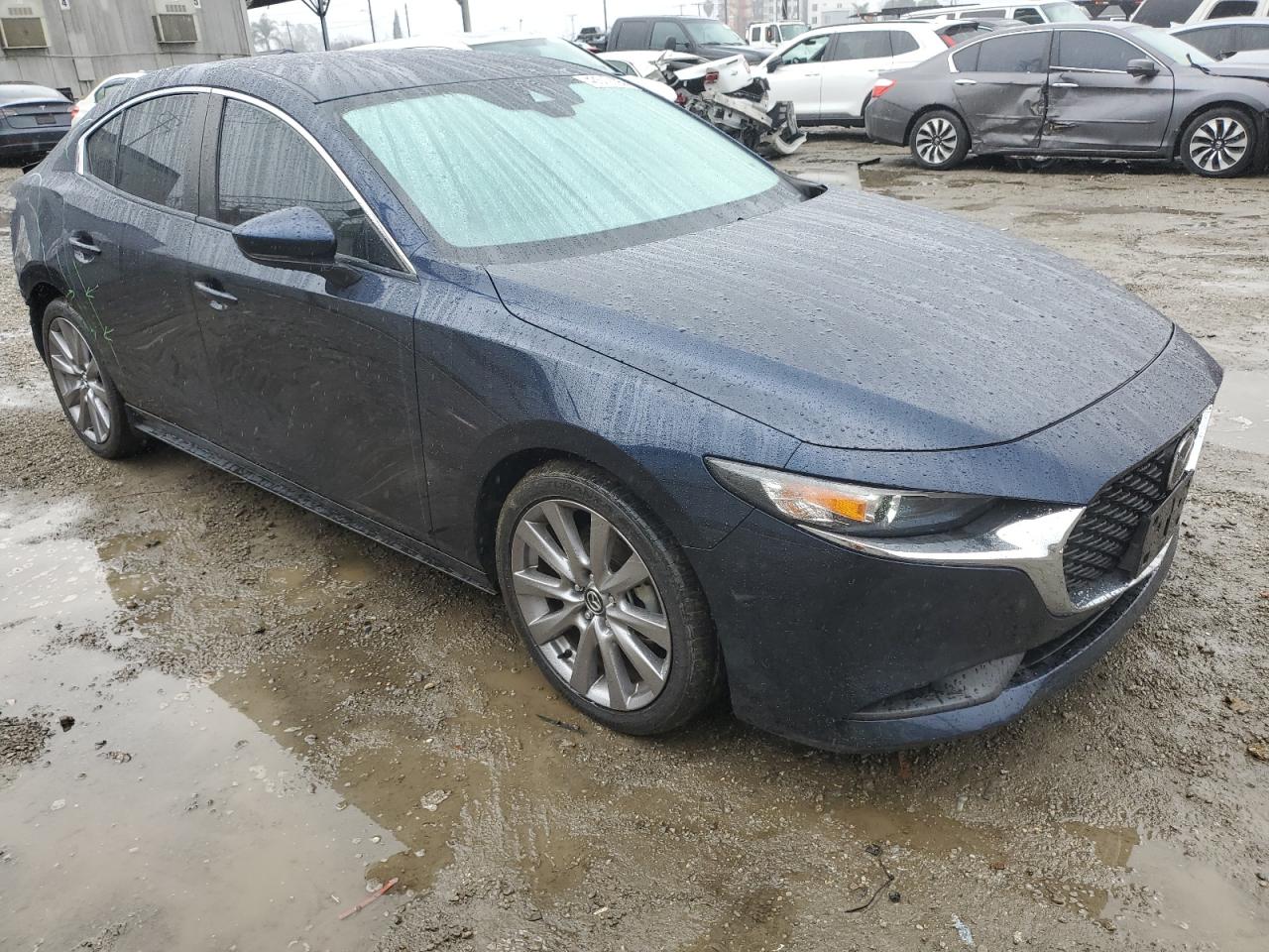 2021 Mazda 3 VIN JM1BPABL2M1320485 Copart auction photo, rear end damage thumbnail 4