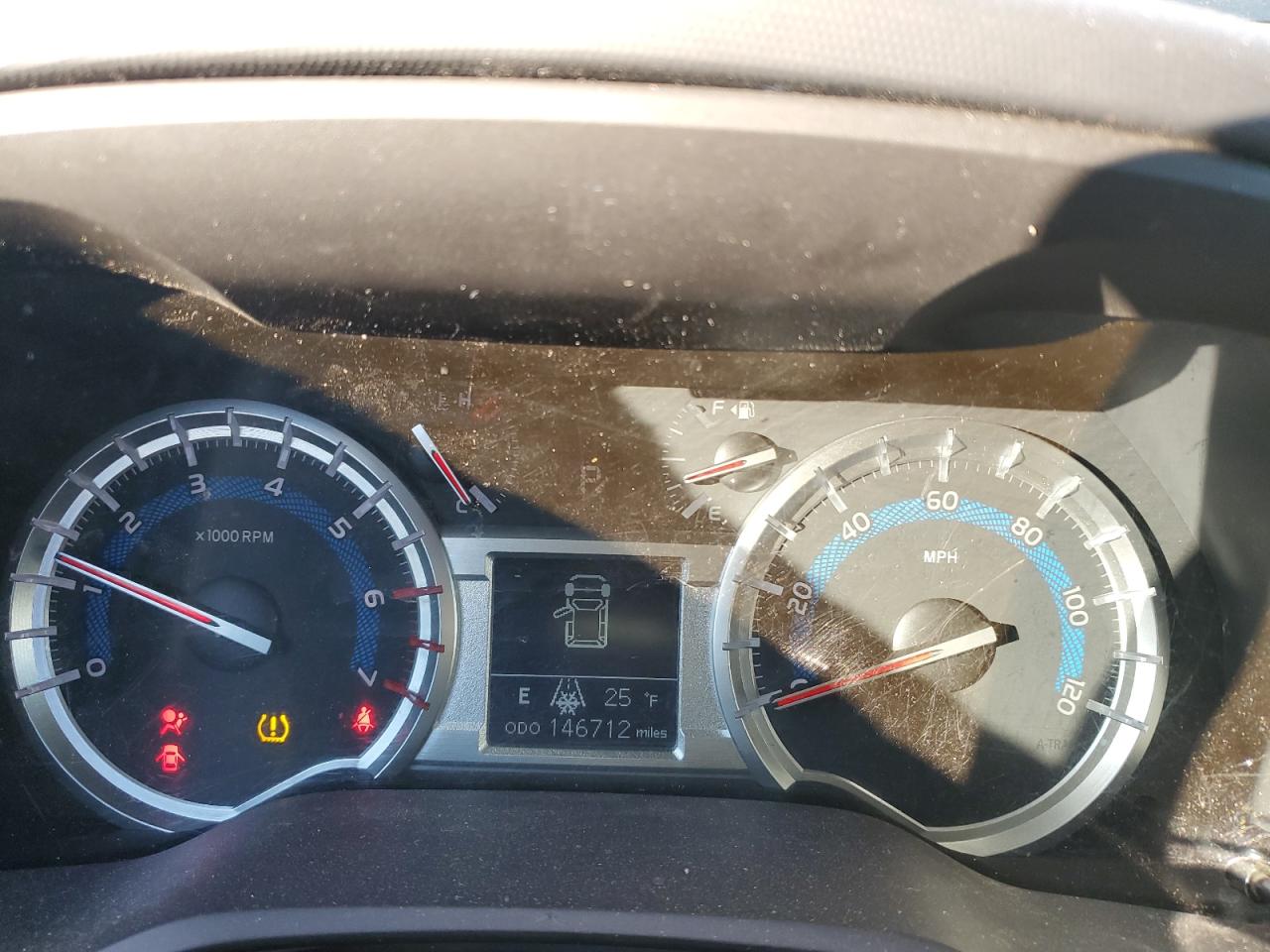 2015 Toyota 4Runner VIN JTEBU5JR8F5241514 Copart auction photo, front end / minor dent/scratches damage thumbnail 9