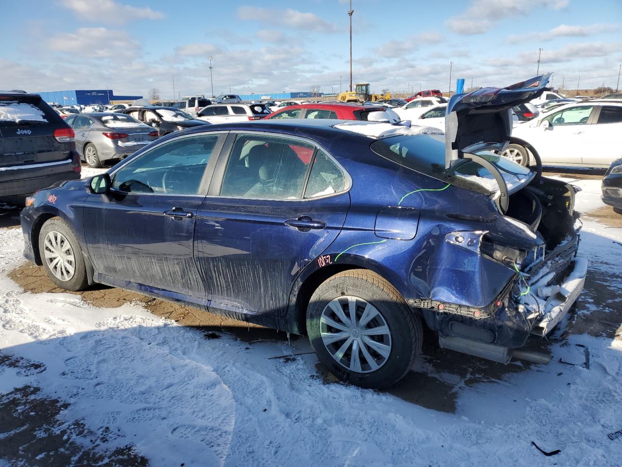 2022 Toyota Camry VIN 4T1C31AK9NU588180 Copart auction photo, rear end damage thumbnail 2