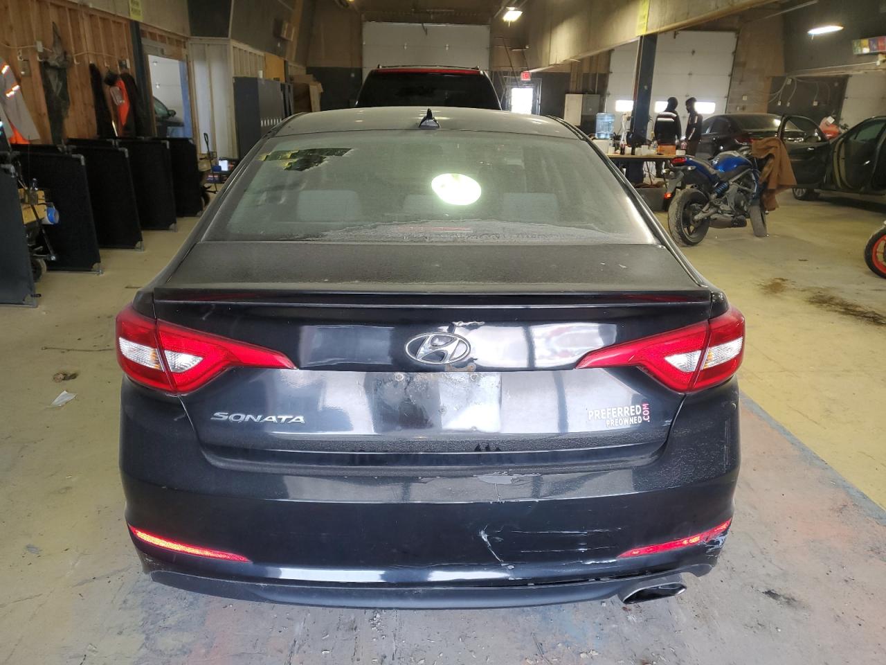 2015 Hyundai Sonata VIN 5NPE24AF1FH152097 Copart auction photo, hail / minor dent/scratches damage thumbnail 6