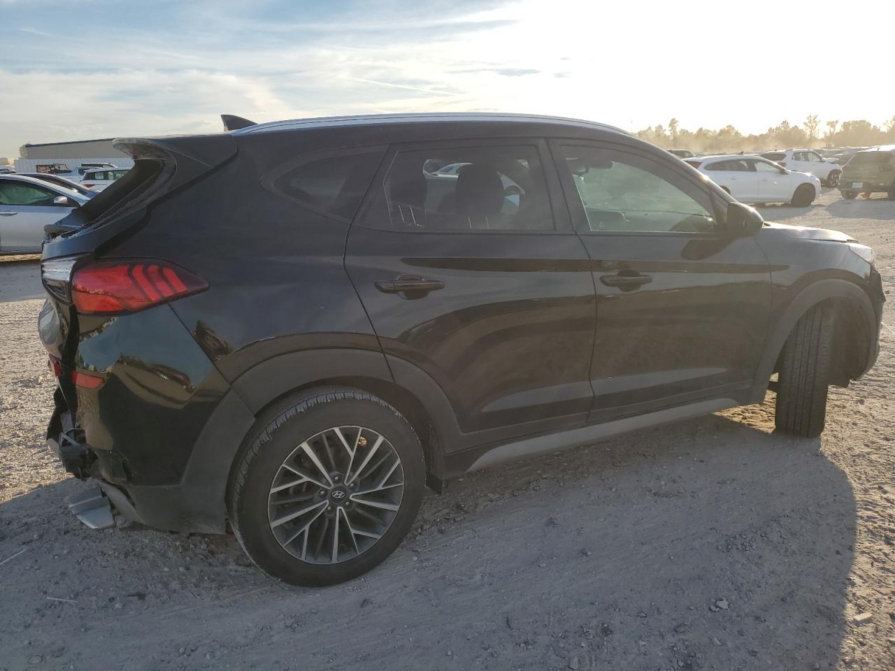 2021 Hyundai Tucson VIN KM8J33AL6MU368344 Copart auction photo, rear end / minor dent/scratches damage thumbnail 3