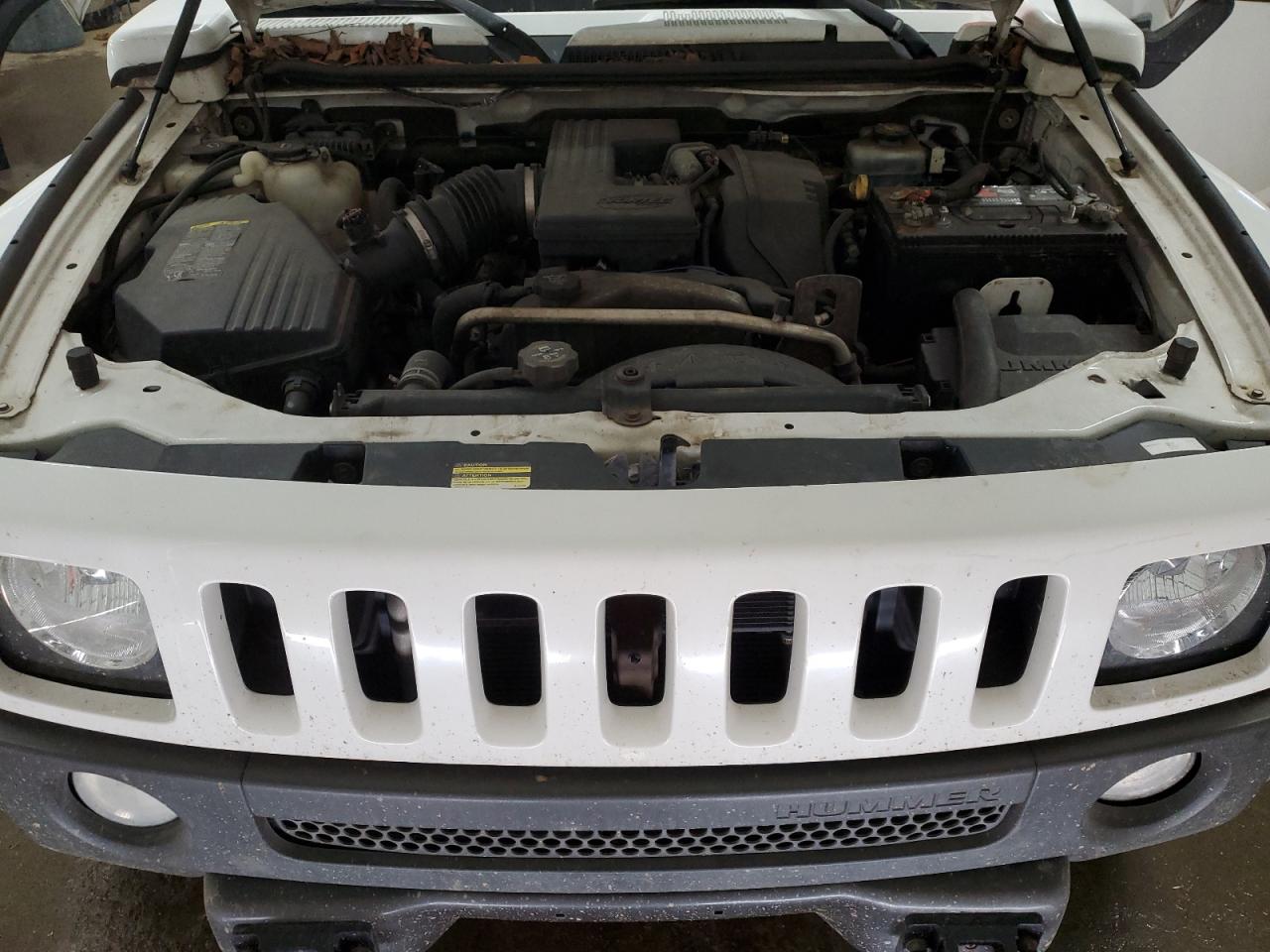2007 Hummer H3 VIN 5GTDN13EX78111742 Copart auction photo, water/flood / minor dent/scratches damage thumbnail 12