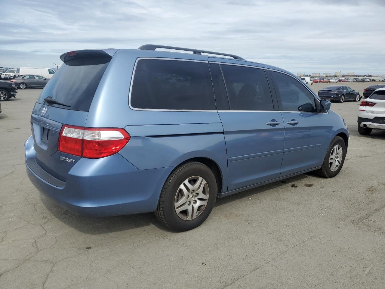 2005 Honda Odyssey VIN 5FNRL38795B088993 Copart auction photo, front end damage thumbnail 3