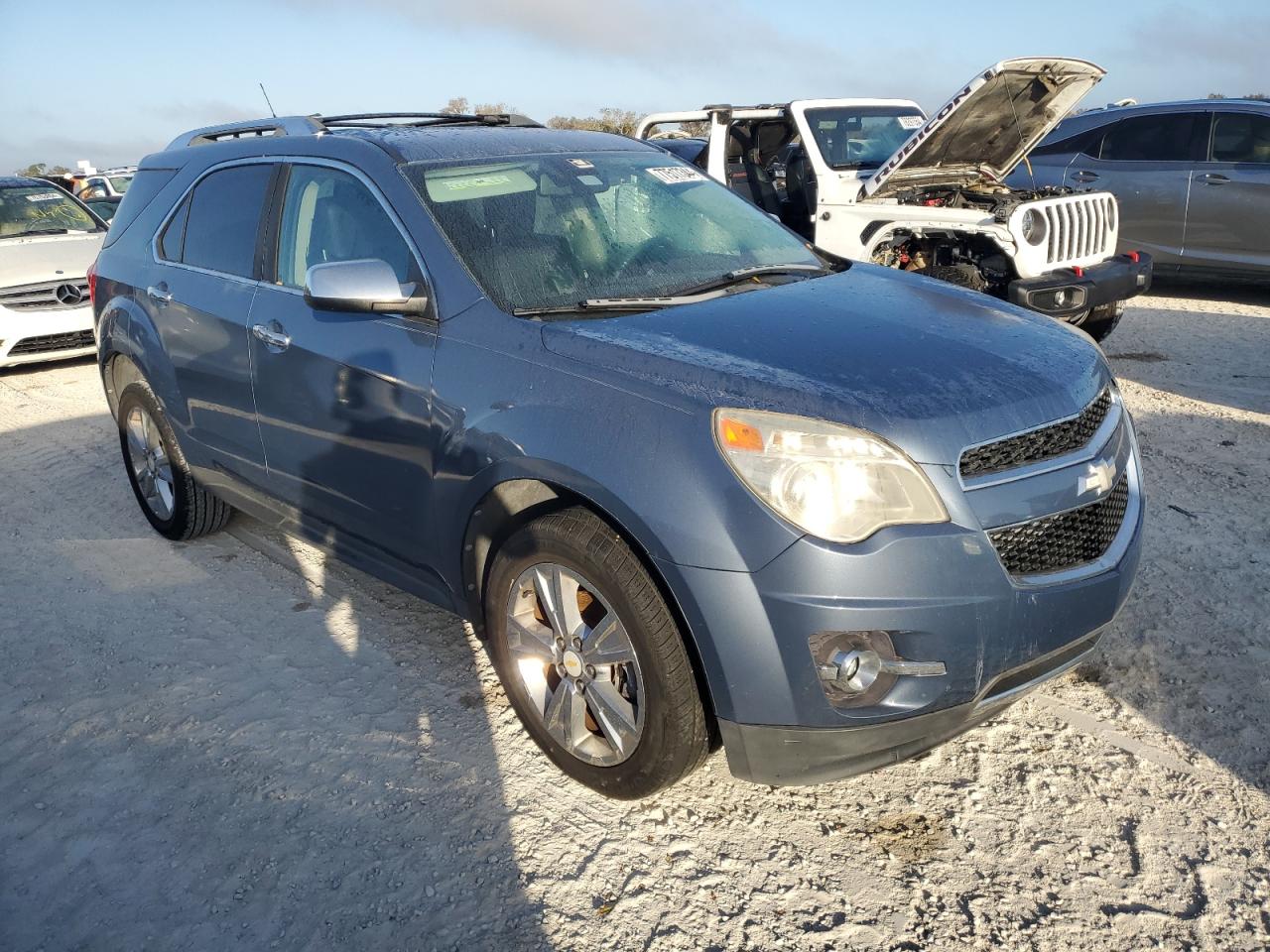 2011 Chevrolet Equinox VIN 2CNFLFE55B6315228 Copart auction photo, water/flood damage thumbnail 4