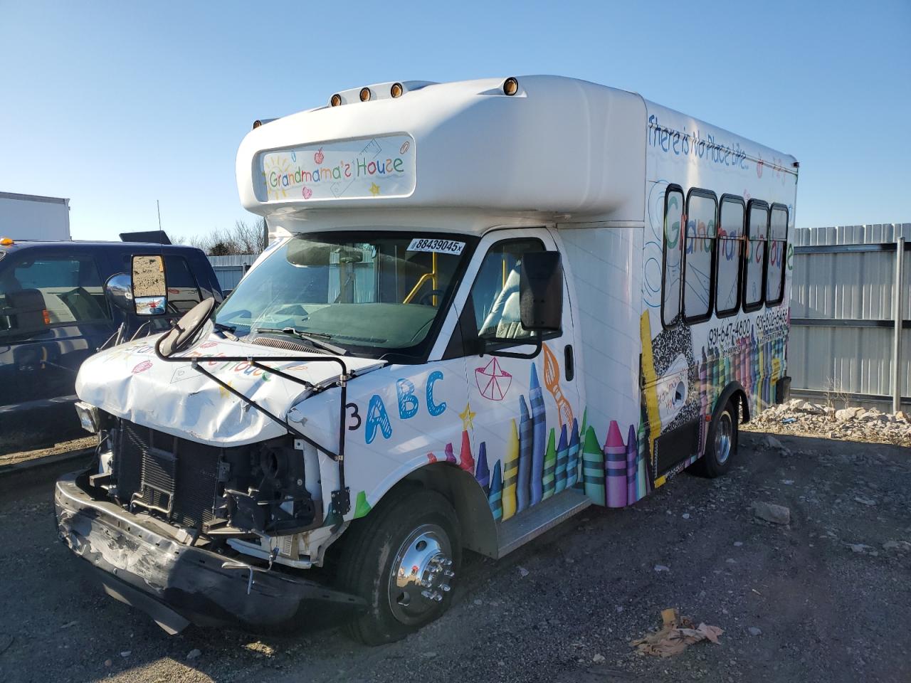 2009 Chevrolet Express VIN 1GBJG31K891112686 Copart auction photo, front end damage thumbnail 2