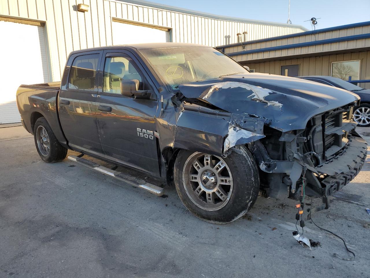 2015 RAM 1500 VIN 1C6RR7KT4FS516458 Copart auction photo, front end damage thumbnail 4