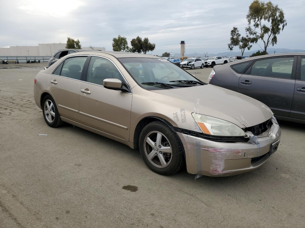 2005 Honda Accord VIN 1HGCM56805A128219 Copart auction photo, all over damage thumbnail 4