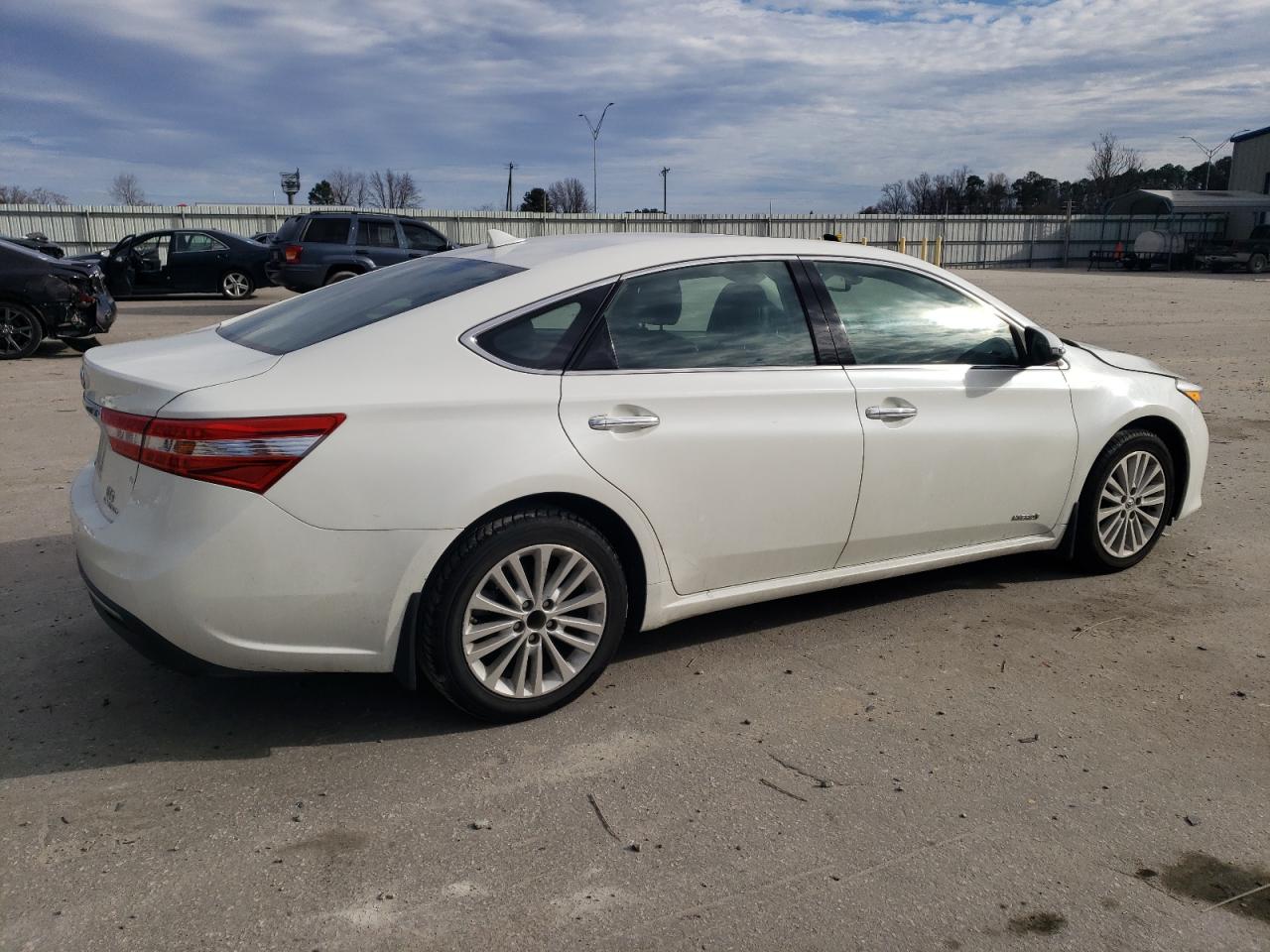 2013 Toyota Avalon VIN 4T1BD1EB2DU013291 Copart auction photo, front end damage thumbnail 3
