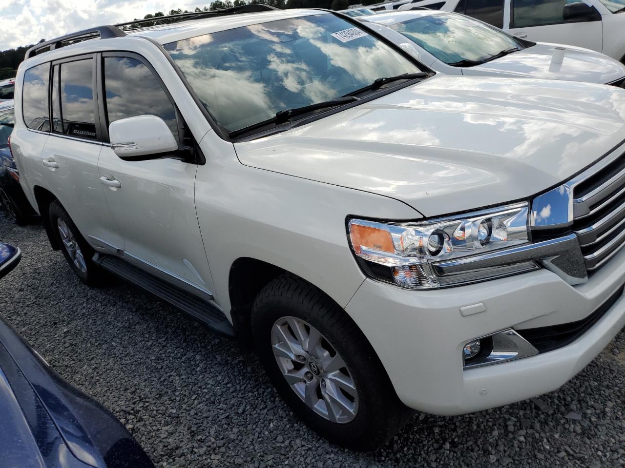 2019 Toyota Land Cruiser VIN JTMCY7AJXK4075015 Copart auction photo, water/flood damage thumbnail 4