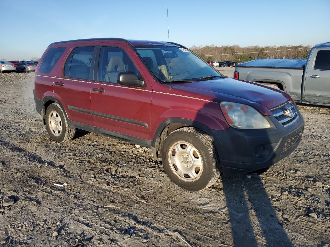 2005 Honda CR-V VIN SHSRD685X5U306459 Copart auction photo, rear end / minor dent/scratches damage thumbnail 4