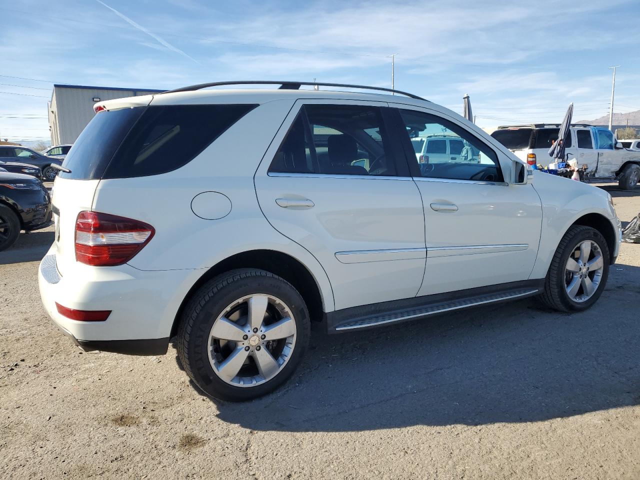 2011 Mercedes-Benz M-klasse VIN 4JGBB5GB1BA628889 Copart auction photo, rear end / side damage thumbnail 3