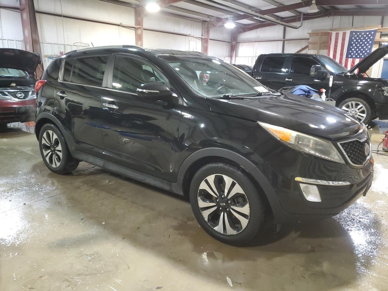 2011 KIA Sportage VIN KNDPCCA60B7113516 Copart auction photo, front end / minor dent/scratches damage thumbnail 4
