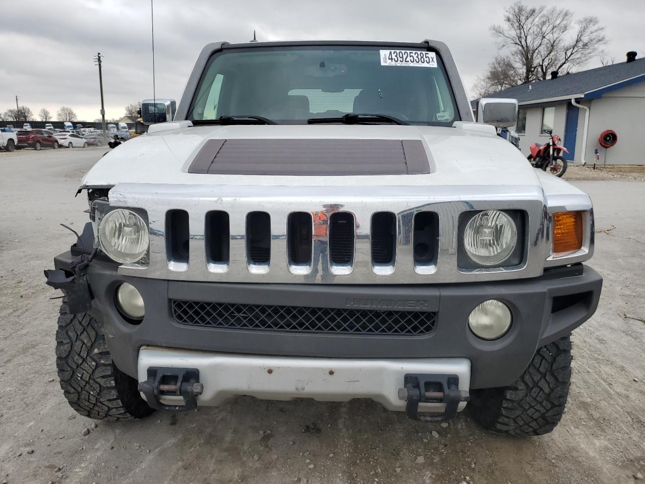 2009 Hummer H3 VIN 5GTEN13E998115319 Copart auction photo, front end damage thumbnail 5