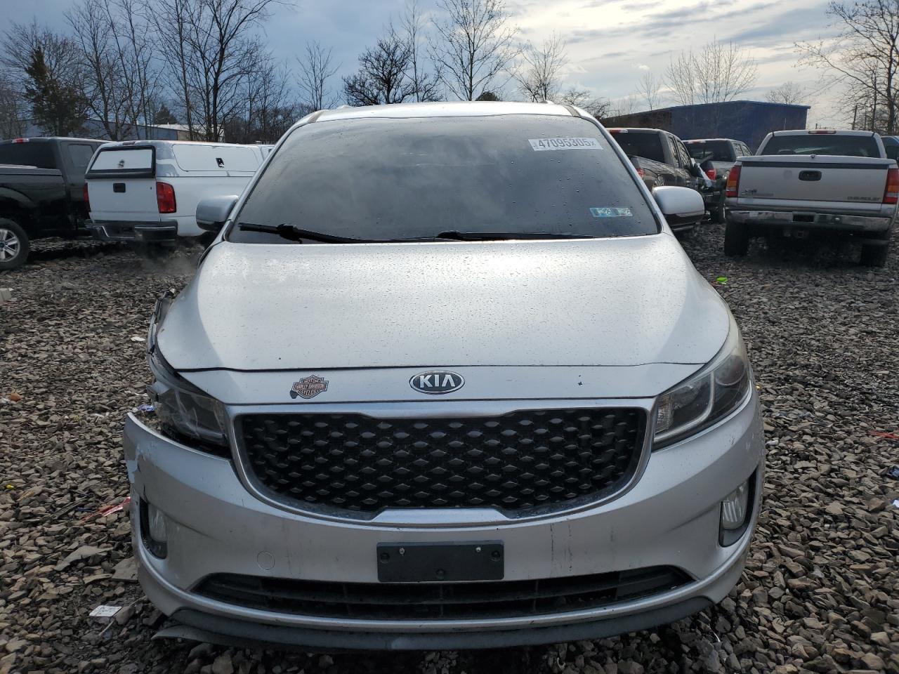 2015 KIA Sedona VIN KNDMC5C18F6055487 Copart auction photo, front end / side damage thumbnail 5